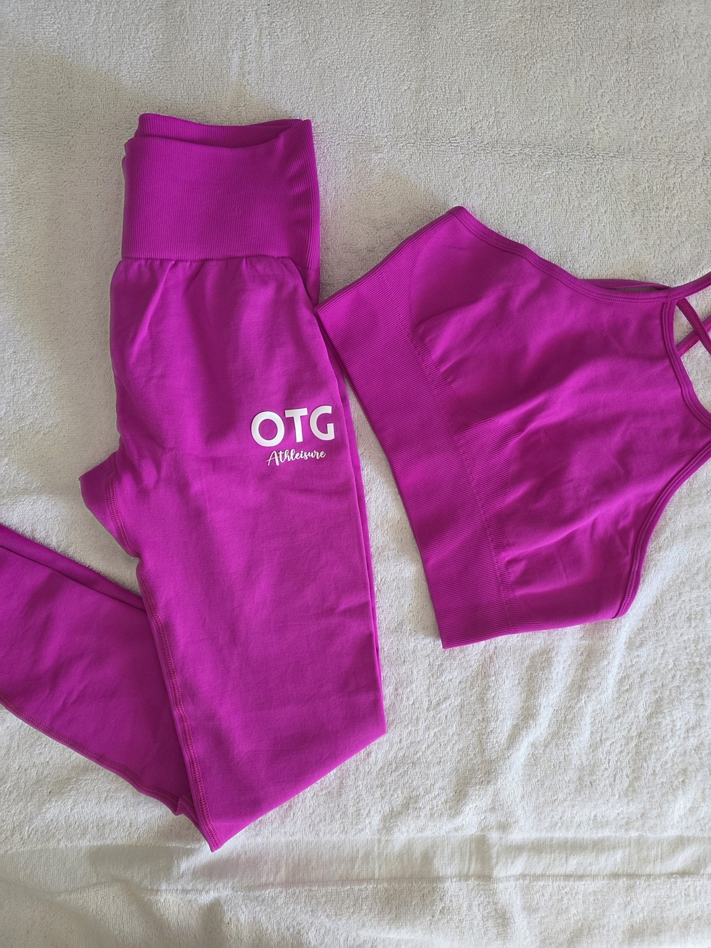 OTG Athleisure 2-Piece Ribbed Seamless Leggings & Sports Bra Set - Pink - Size S
